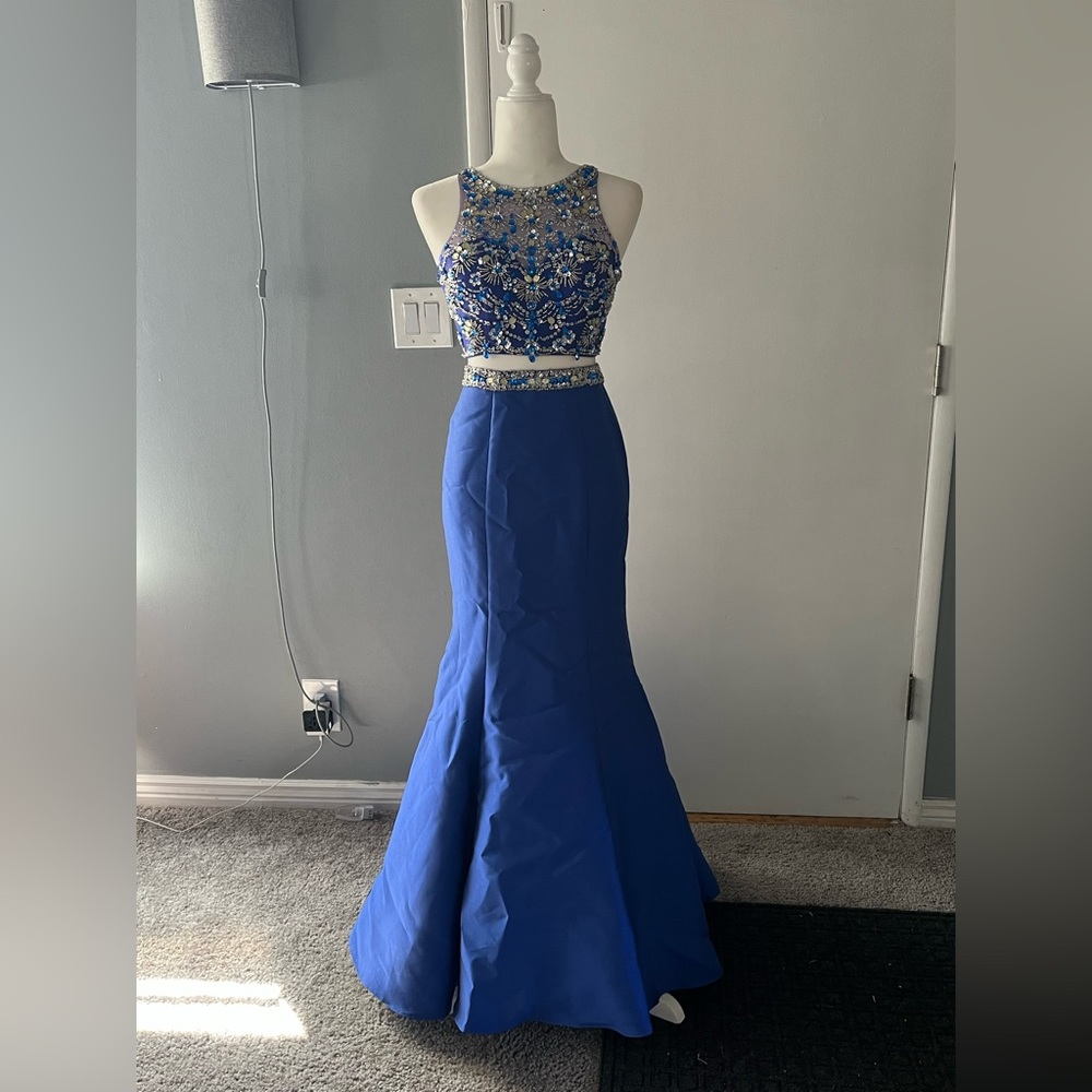 Mari Lee 2 piece Prom Dress 1/2